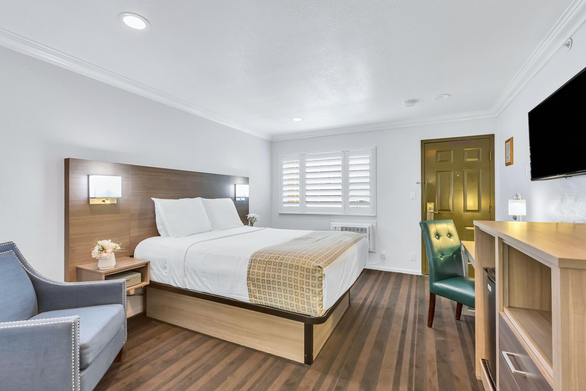 Napa Valley Hotel & Suites Экстерьер фото