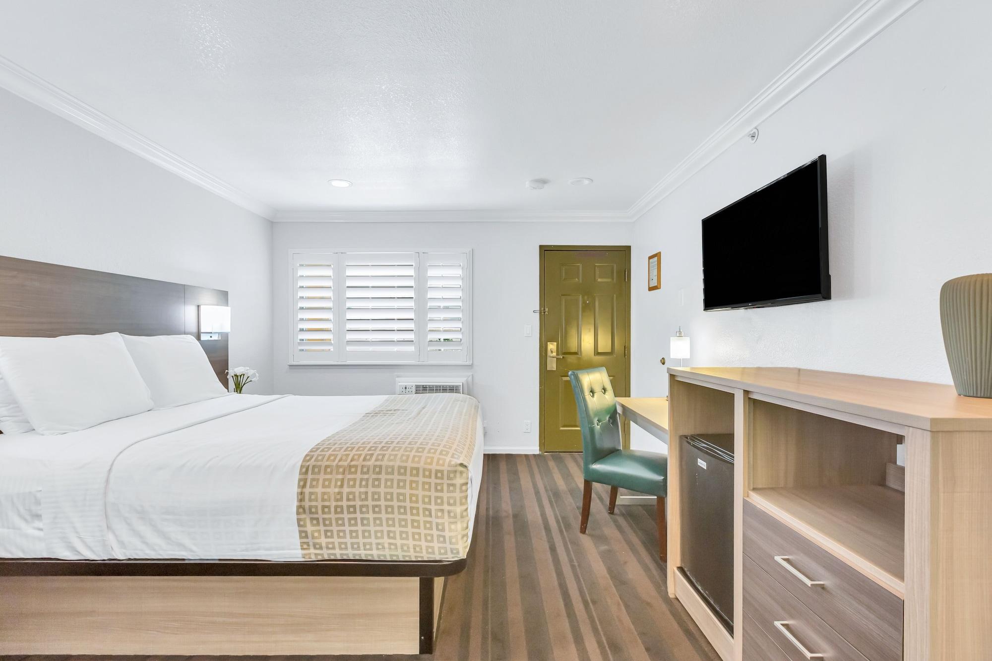 Napa Valley Hotel & Suites Экстерьер фото