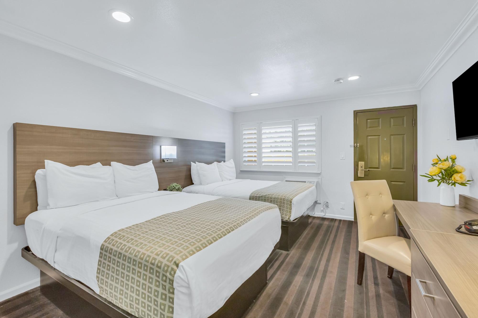 Napa Valley Hotel & Suites Экстерьер фото